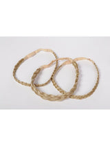 This 3 piece Braid Band Kit by Hairdo is perfect to wrap around any bun, chignon, or ponytail for a hairstyle upgrade