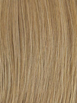 RL13/88 Golden Pecan | Neutral Medium Blonde With Pale Honey Blonde Highlights