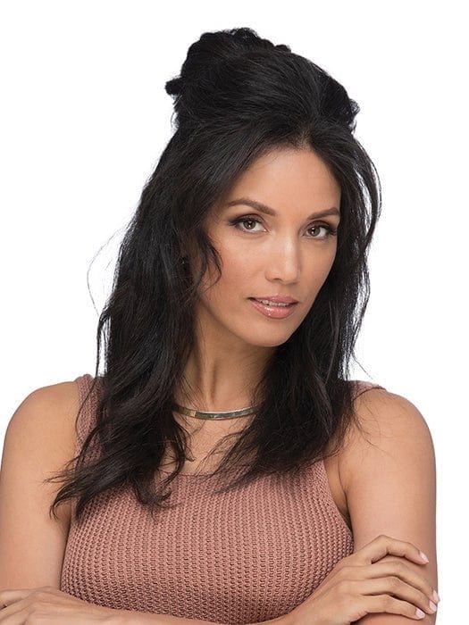 The french drawn monofilament top creates the appearance of natural hair growth and movement