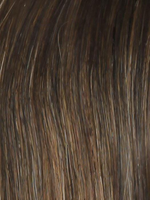SS8/29 SHADED HAZELNUT | Rich Medium Brown Evenly Blended with Ginger Blonde Highlights with Dark Roots